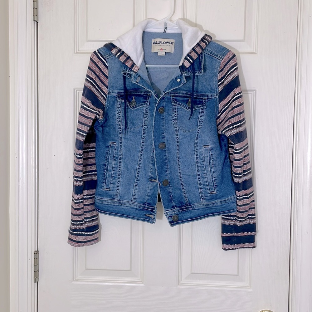 Authentic Denim Jacket with Fleece Hoodie and Sleeves Size Medium